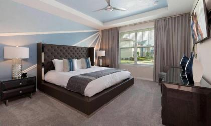 Beautiful Villa with first class amenities on Solara Resort Orlando Villa 4727 - image 12