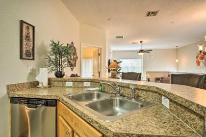 Condo with Balcony 2 Miles to Disney World - image 12