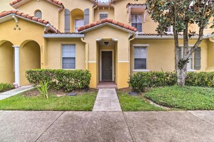 Classy Kissimmee Townhome about 2 Mi to Disney! - image 2