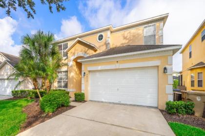 Emerald Island Escape  8 Bedroom vacation home with a private pool  spa and located in a gated resort Kissimmee