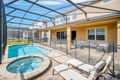 Near Disney   9BR Resort mansion   Private Pool Hot tub and BBQ Kissimmee Florida