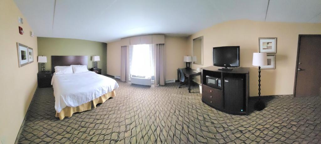 Holiday Inn Express and Suites Kittanning an IHG Hotel - image 7