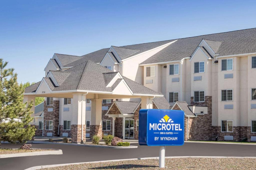 Microtel Inn & Suites by Wyndham Klamath Falls - main image