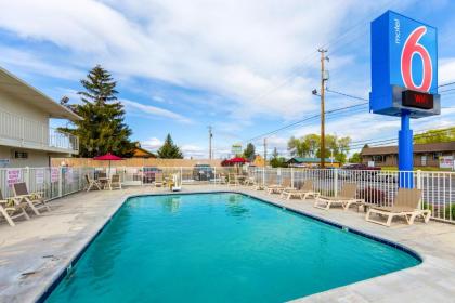 Motel 6-Klamath Falls OR - image 11