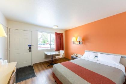 Motel 6-Klamath Falls OR - image 5