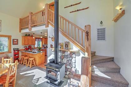 Bright Klamath Falls Cabin with Deck and Mtn Views! - image 14