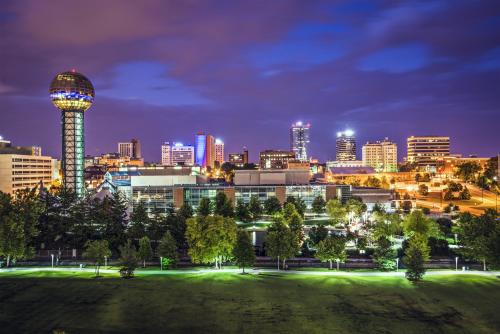 Crowne Plaza Hotel Knoxville an IHG Hotel - image 2