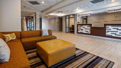 Best Western Knoxville Suites - Downtown - main image