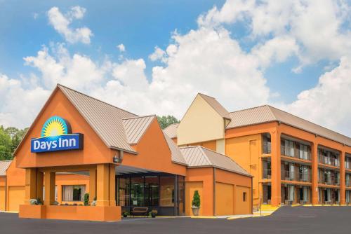 Days Inn by Wyndham Knoxville East - main image