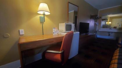 Americas Best Value Inn Kodak - Sevierville - image 12