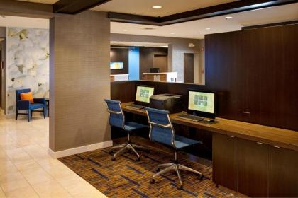 Courtyard by Marriott Kokomo - image 12