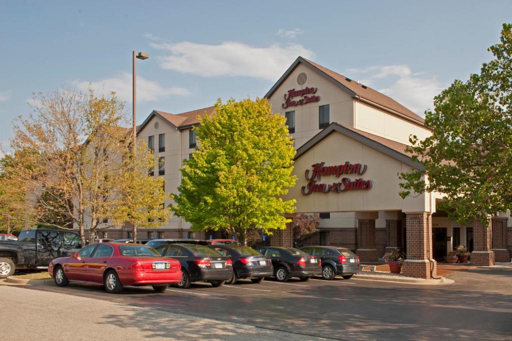 Hampton Inn & Suites Kokomo - main image