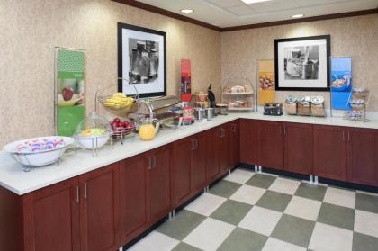 Hampton Inn & Suites Kokomo - image 4