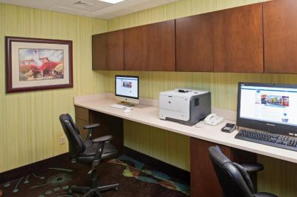 Hampton Inn & Suites Kokomo - image 7