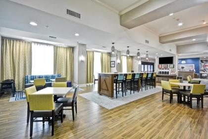 Hampton Inn Kyle - image 10