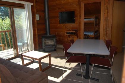 La Conner Camping Resort Beach Cabin 1 - image 3