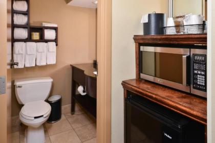 Hampton Inn South Hill - image 5