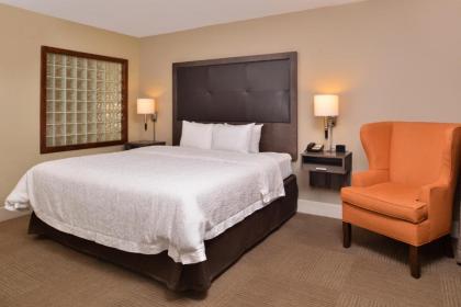 Hampton Inn South Hill - image 7