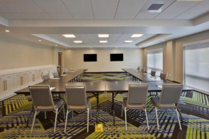 Holiday Inn Express and Suites South Hill an IHG Hotel - image 15