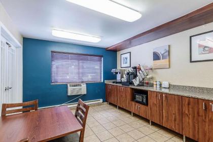 Motel 6-La Crosse WI - image 20