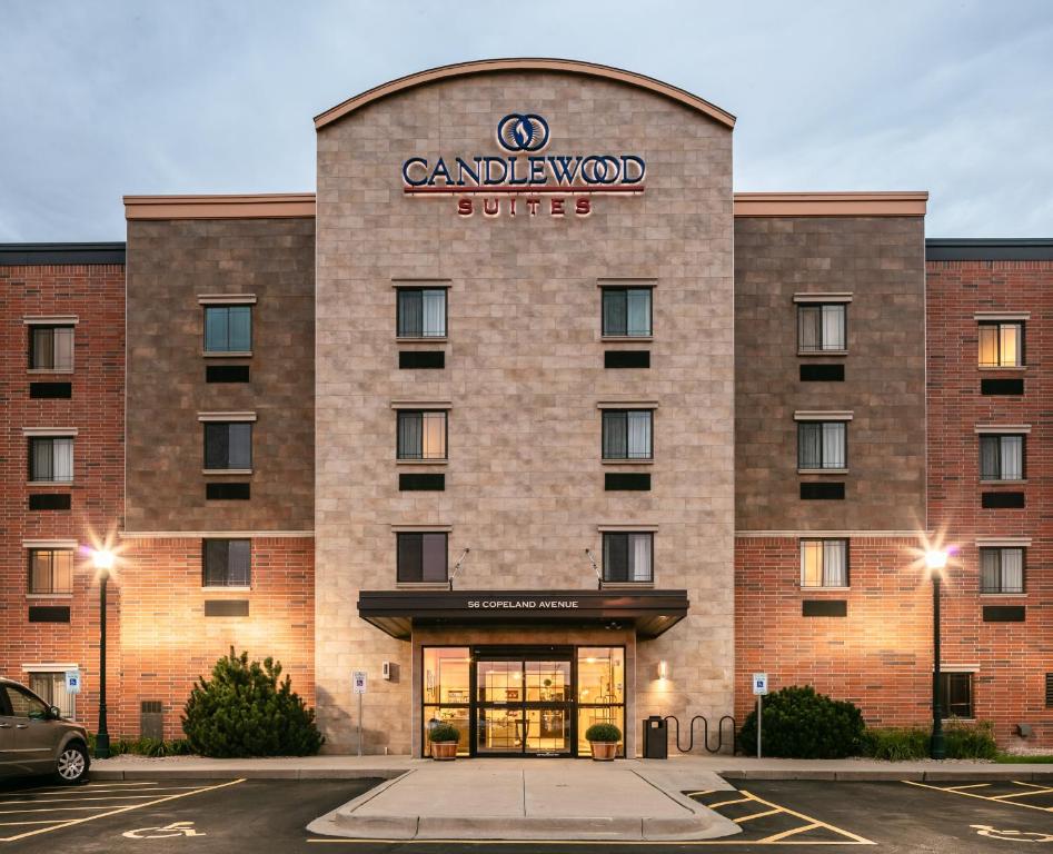 Candlewood Suites La Crosse an IHG Hotel - main image