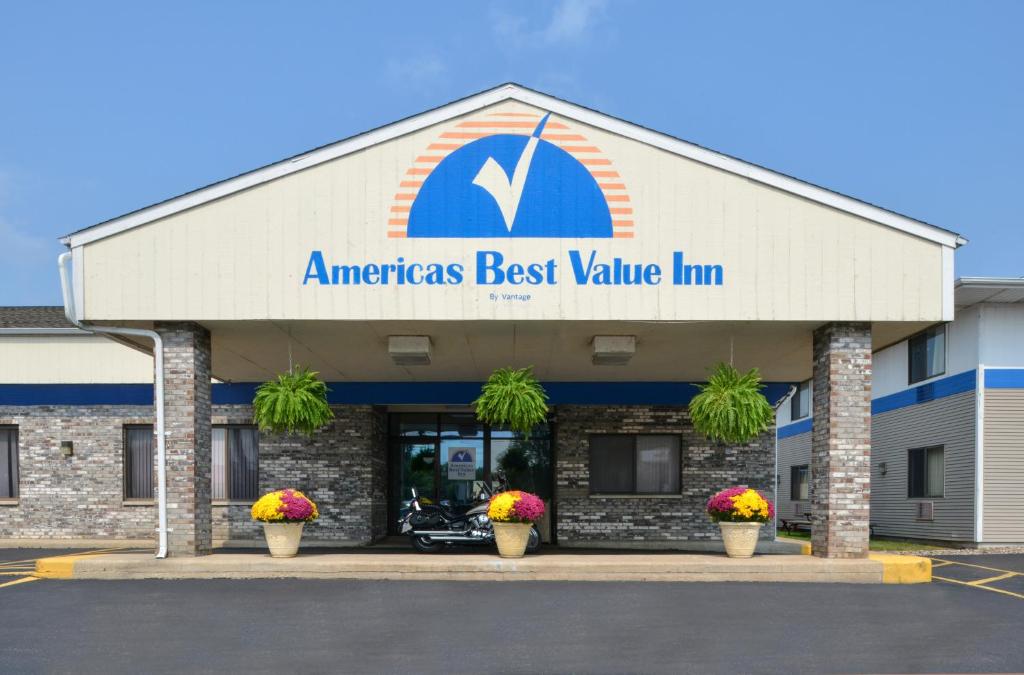 America's Best Value Inn La Crosse - main image