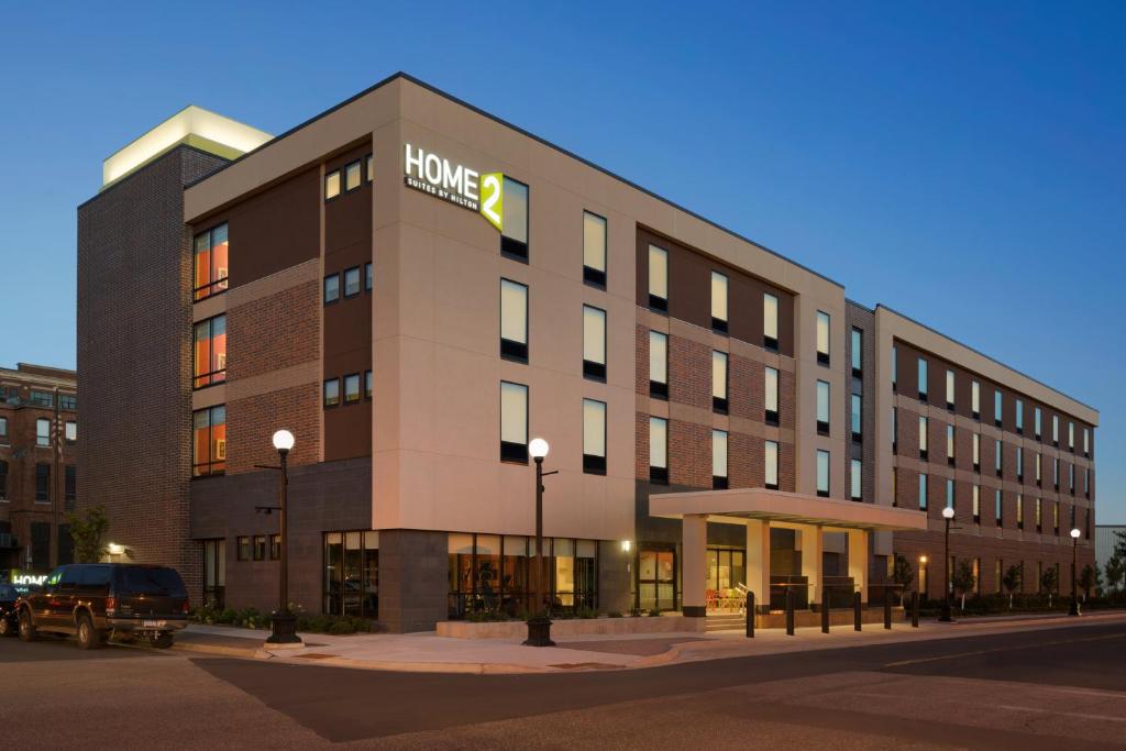 Home2 Suites By Hilton La Crosse - image 4