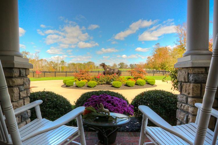 Bluegrass Country Estate - image 5