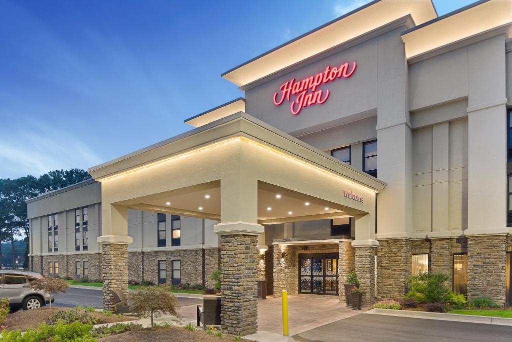 Hampton Inn Lagrange near Callaway Gardens - main image