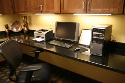 Hampton Inn La Junta - image 10