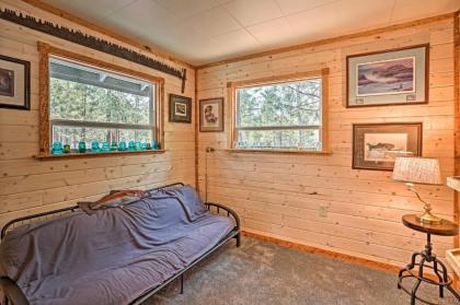 High Lakes Hideaway La Pine Fishing Cabin! - image 7