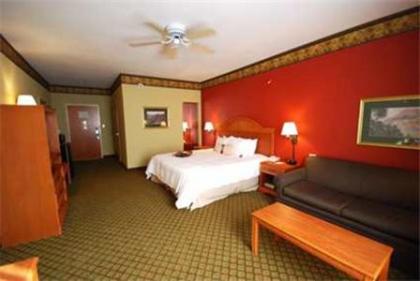 Hampton Inn Laplace - image 15