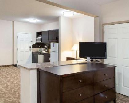 Suburban Extended Stay La Place - image 9