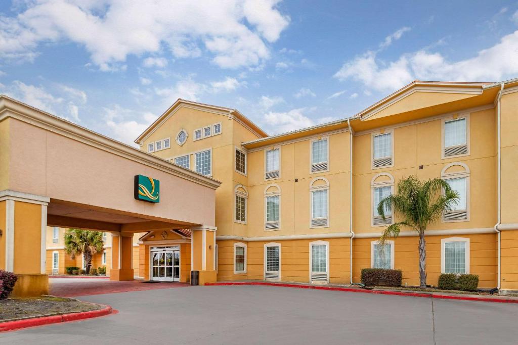 Quality Inn & Suites La Porte - main image