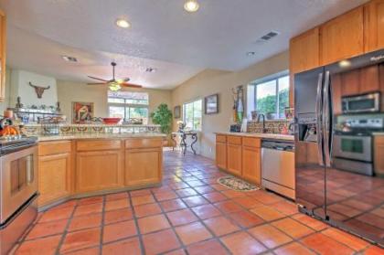 La Quinta Desert Abode with Courtyard and Mtn Views! - image 3