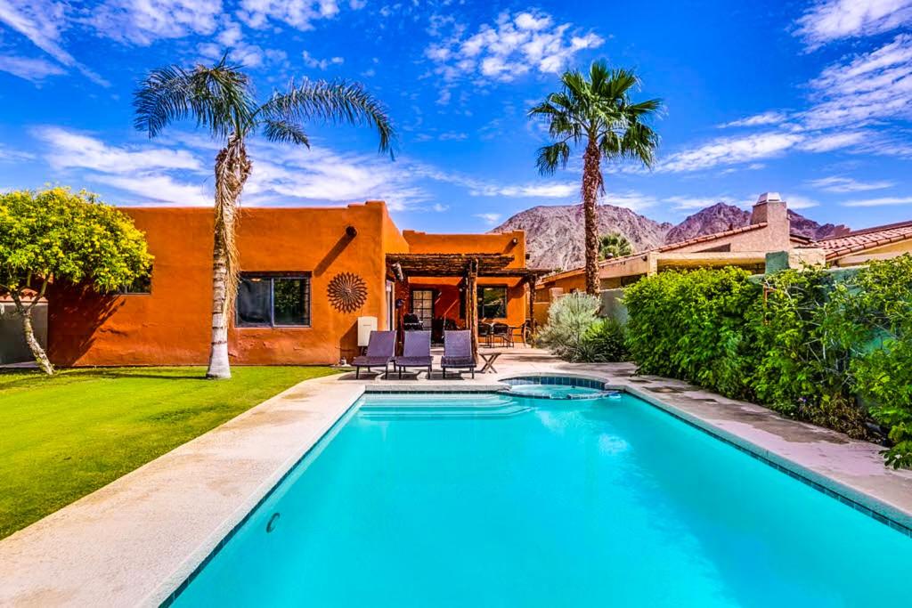 La Quinta Vacation Pool Home - image 3