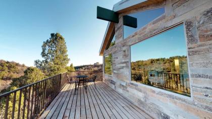 Canyonlands Lodging Wolf Springs Retreat - image 11