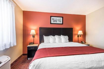 Quality Inn & Suites La Vergne - image 14