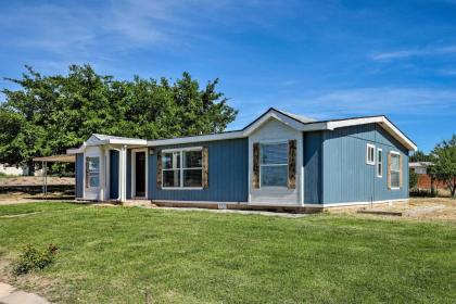 La Verkin Home with Yard Covered Patio and Grill - image 15