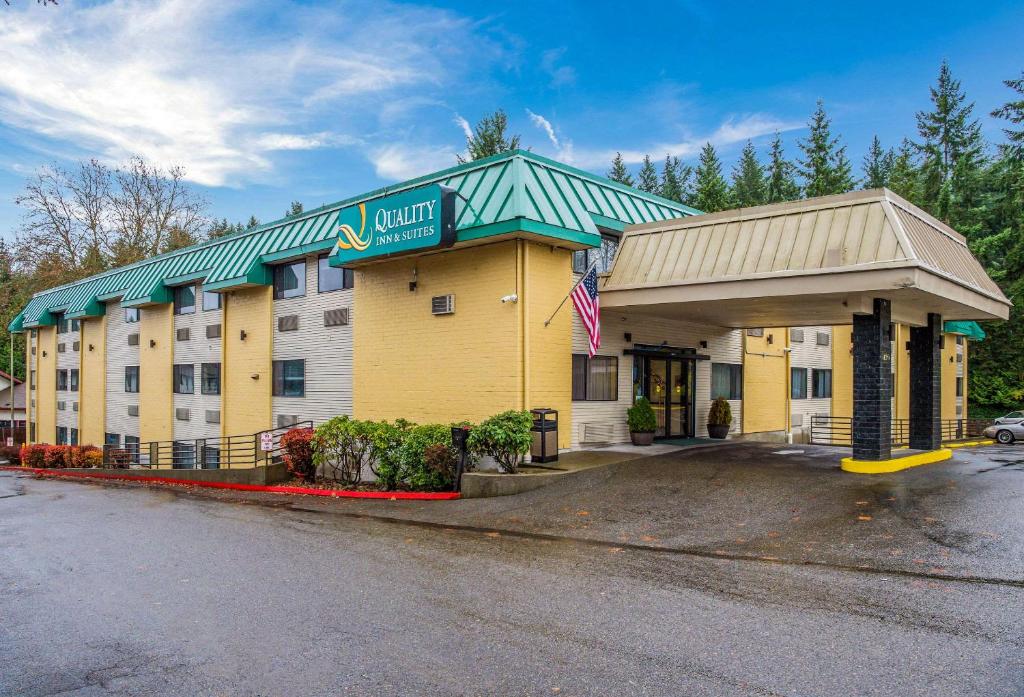 Quality Inn & Suites Lacey I-5 - main image