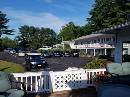 Grand View Motel and Cottages - image 15