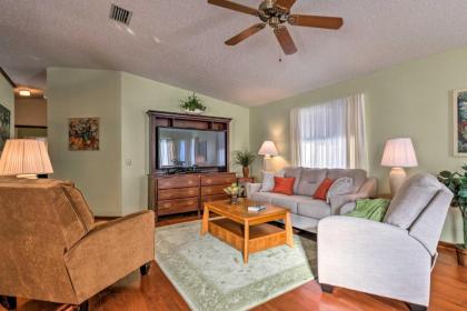 Lovely Updated Home with Community Amenities and Lanai! - image 6