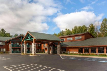 Cobblestone Hotel & Suites - Ladysmith - image 1