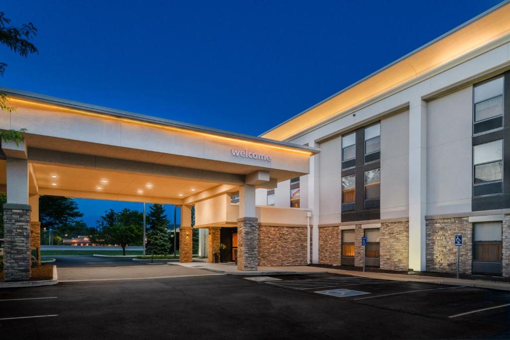 Hampton Inn Lafayette - main image