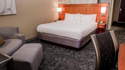 Courtyard by Marriott Lafayette - image 13