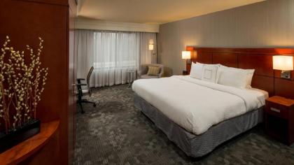 Courtyard by Marriott Lafayette - image 14