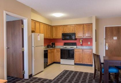 TownePlace Suites by Marriott Lafayette - image 12