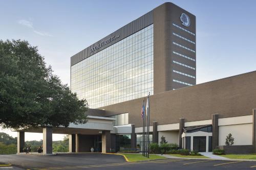 DoubleTree by Hilton Lafayette - main image