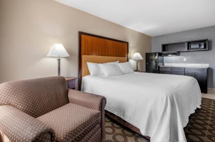 Suburban Extended Stay Hotel - image 5