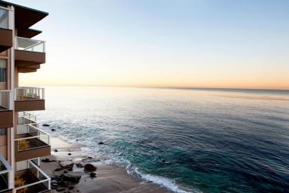 Pacific Edge Hotel on Laguna Beach - image 9